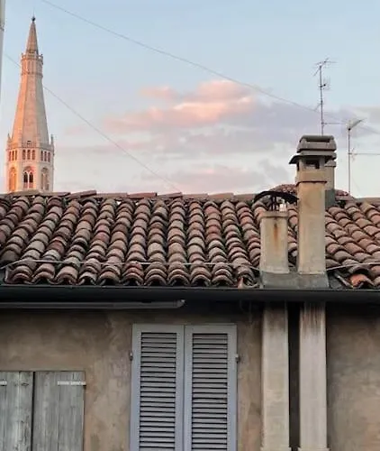 Albinelli's - 10m From Mercato Albinelli Διαμέρισμα