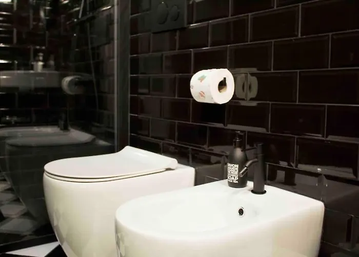 Albinelli's - 10m From Mercato Albinelli * Μόντενα