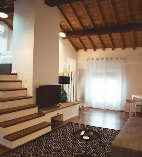 Albinelli's - 10m From Mercato Albinelli Apartman Modena